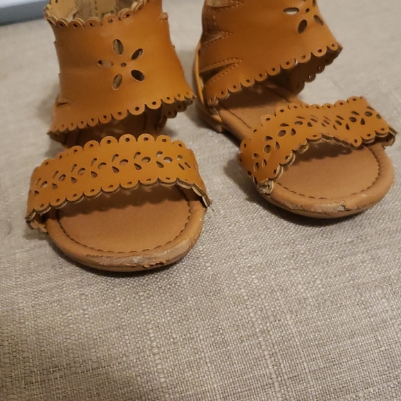 Cat & Jack Tan Sandals- Toddler Girl Size 5 - Picture 4 of 4